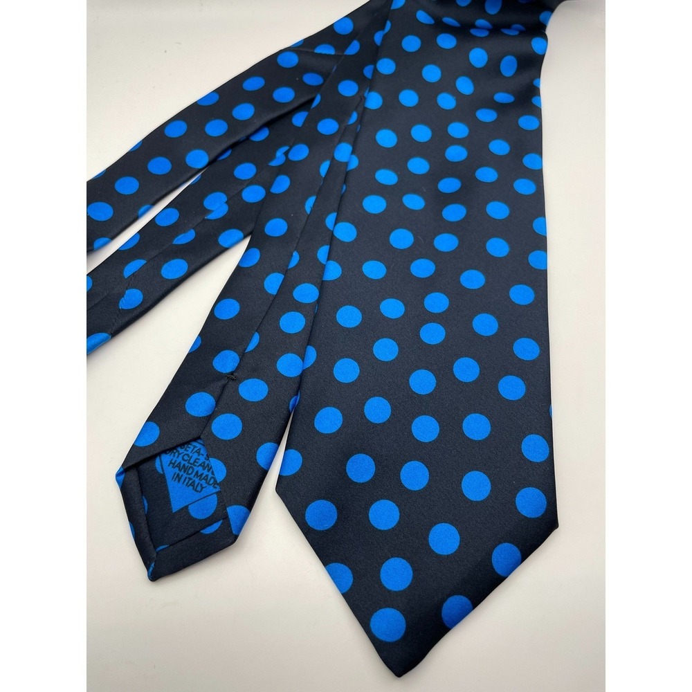 Brioni Mens Silk Tie Navy Blue Electric Blue Polka Dot Handmade Italy 3.75"